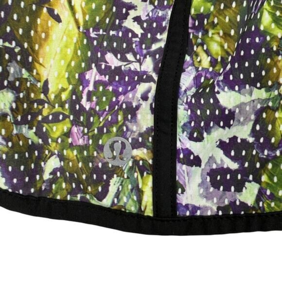 LULULEMON Tracker Short III 4-way Stretch Size 4 Floral Sport White Multi - Picture 9 of 9